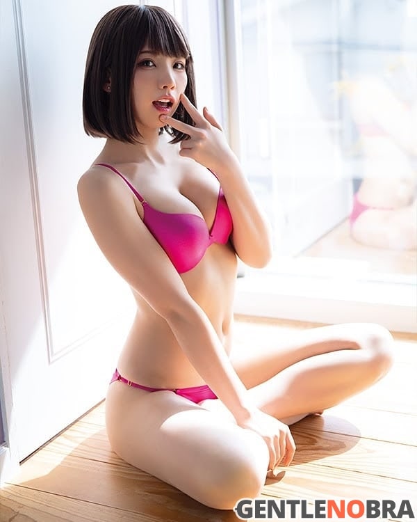 Ảnh gái Nhật mặc đồ thiếu vải sexy